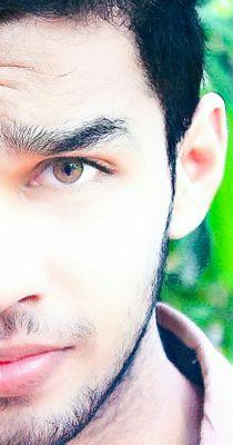 #FollowMe & #FollowBack solo un poco serio pero escribo lo que pienso...