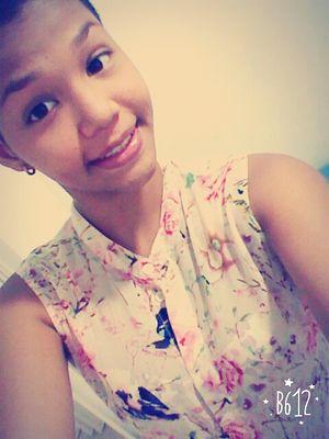 Hola ✌
Con su sonrisa me enamoro  J.B
