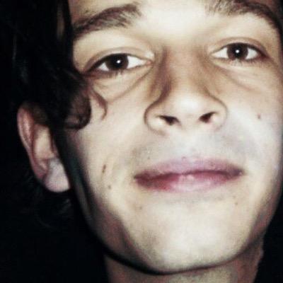 looking like a proper east end cunt // the 1975 • rp //