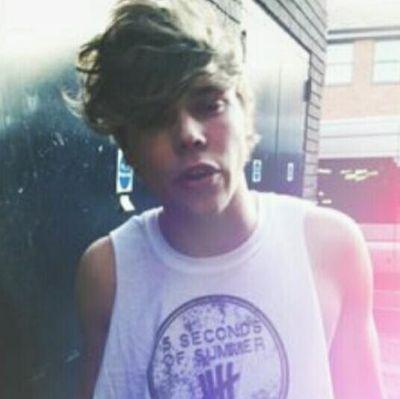 I'm addicted to the way I feel when I think of him.