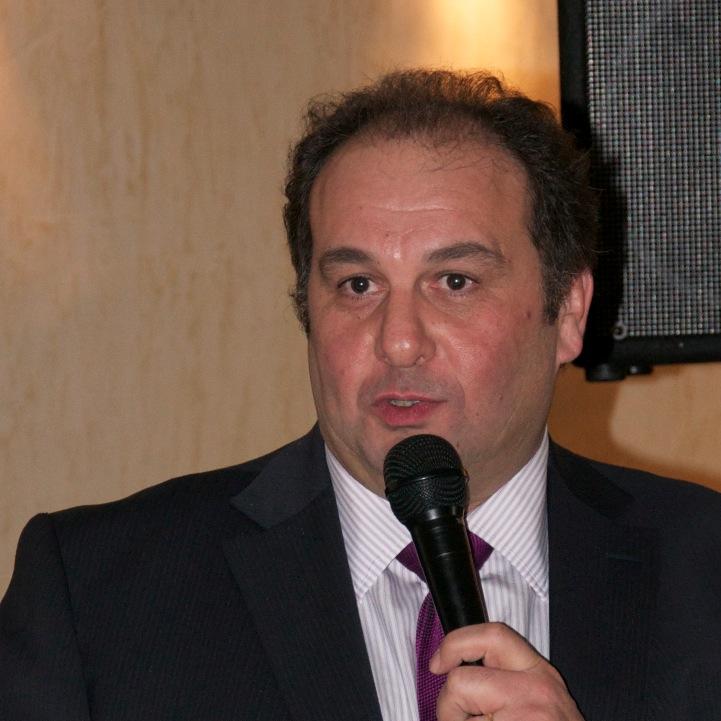 Vice-Président Délégué de @ffnatation et Président CD 83. Adjoint au Maire de la ville de #SixFours. Team #RCToulon et #OM