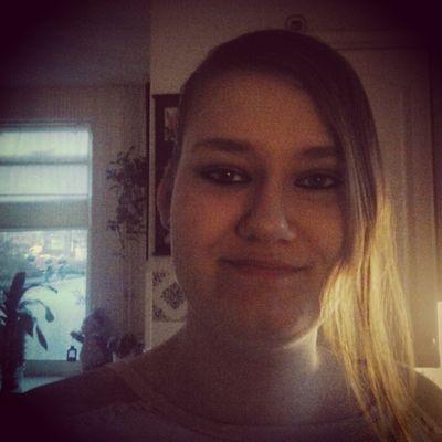 angela180809568's profile picture. 