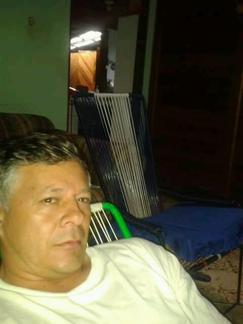 men9876's profile picture. 