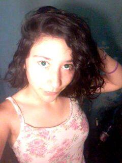 I love Austin Mahone, Miley Cyrus and Justin Bieber. I'm weird, and much more ... :)