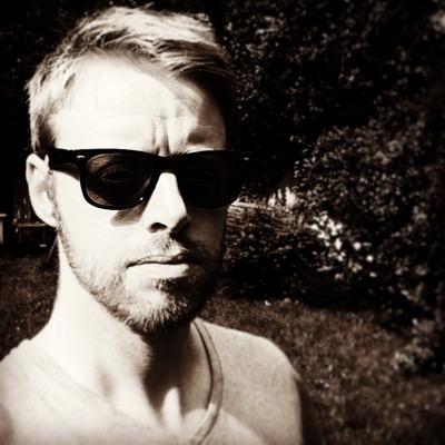 Chartered Quantity Surveyor, father of 4, into photography, cycling and other techy stuff.