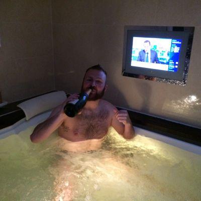 MrTimothyNoonan's profile picture. 