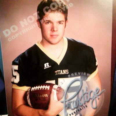 Grad 2015/ QB #15 Titan Football