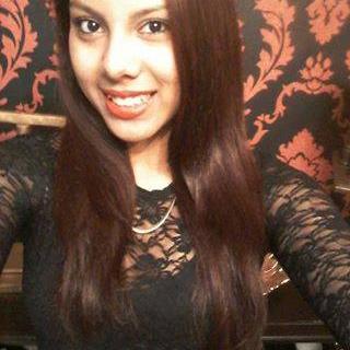 Hiiii! I am Ale, I'm good at making cakes and pizza:) I LOVE One Direction with my life! 3 :3