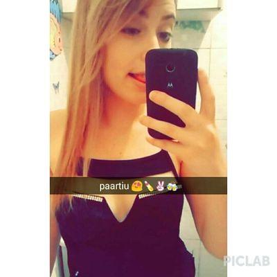 ' Você sempre me fez feliz , com apenas um sorriso  humilde, talentoso, uma jóia rara  Eu pra sempre vou te amar vida ! Daniel razão ❤