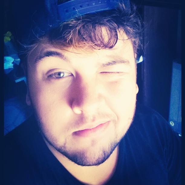 otaku,nerd,chocolatra,musico e rockeiro prazer Anderson Mizuno