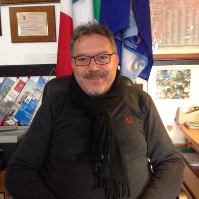 Presidente dell'Associazione Alla conquista della vita per le vittime della strada, dal 2003 impegnato per sensibilizzare l'opinione publica sulla sicur. strad.