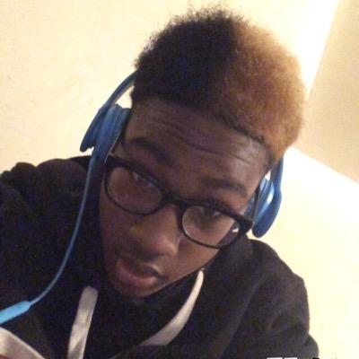 kik:Glo_Boii_3000 Instagram:swagboy365 snap chat:cory3000