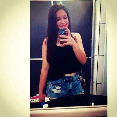 O tempo não apaga nada. A gente que só finge que esqueceu.