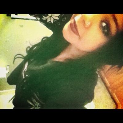 My name is Amber, I'm seventeen years old. I listen to Metal, and i'm a Supernatural fan. Follow me at @iamSPNfan
