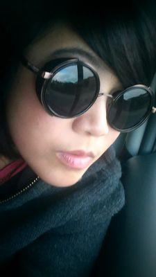 AlleyCatsanova's profile picture. Frustrated writer. Temperamental artist. Book lover. Music enthusiast. Fashion forward. Estranged. Enchanted.