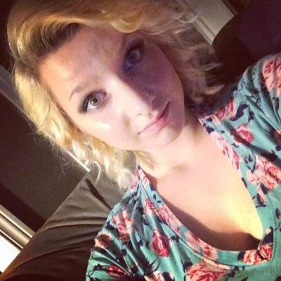 itjustfeltright's profile picture. I'm just here to fuck bitches and get money.