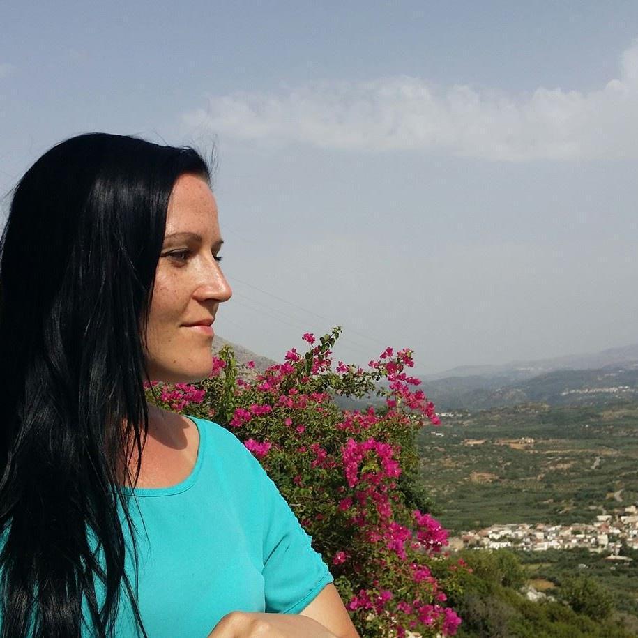 PiiaPan's profile picture. Wannabe nerd, a popular science enthusiast and a space lover.