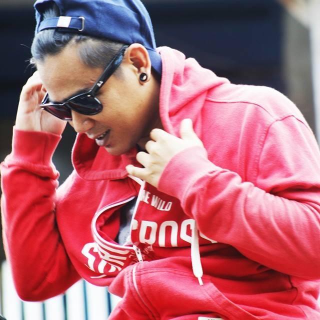 mhat_Lautnerd's profile picture. Betapa indahnya dunia luar #my song