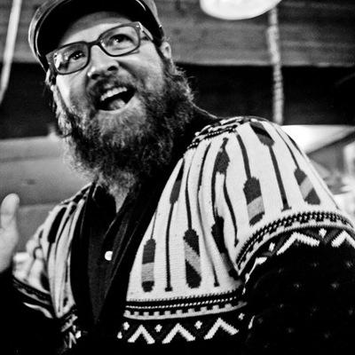 tattoo collector, bearded, family man... fuck yeah!