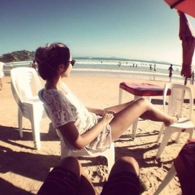 instagram: juliafiore04 /// quem reina é ela no reino do mar..