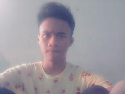Uang bukan segalanya.....nikmati hidup dg ibadah dan mencari rizki