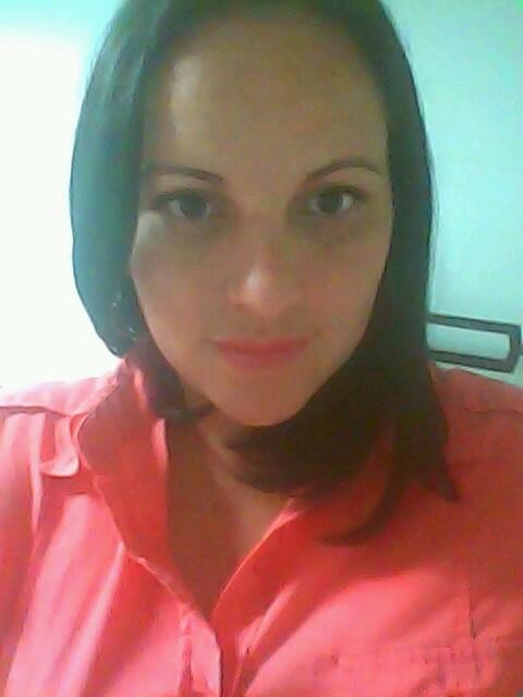 Hija de Rey de reyes! Coheredera con Cristo! ☺♥☀ casada con @raul_sarmiento y madre de tres tesoros @Angelsarmiento5, Adriana y Raulito! Los amooo☀Gloria a Dios