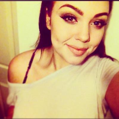 jessiel166's profile picture. 'dispite the cost, living still seems popular'