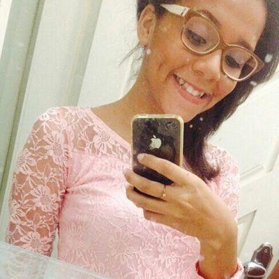 Menina Risonha, que só rir e só rir e sonha