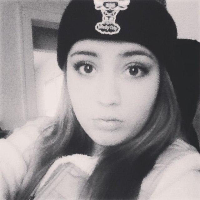 _CaliMolly's profile picture. #Aquarius
@breahope21
#LoudOnes
Breanna.Hope