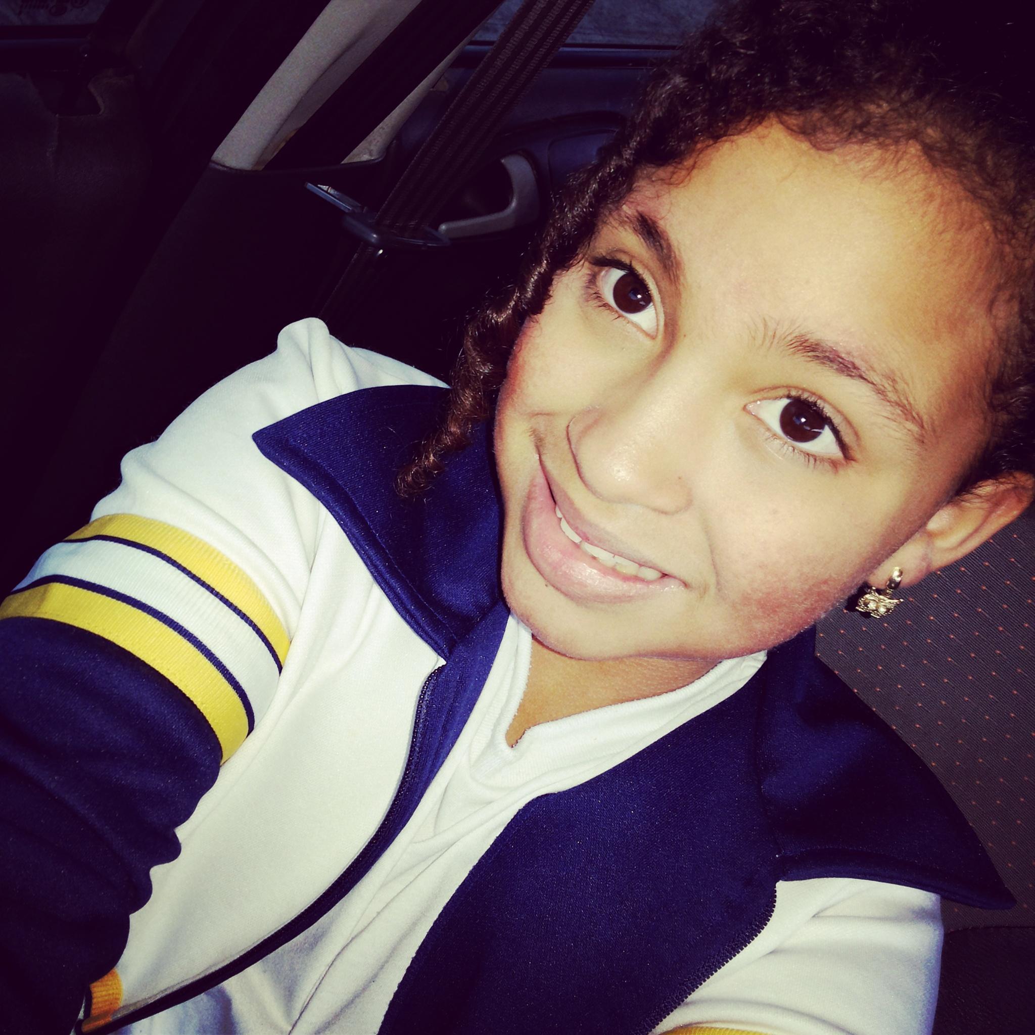 bem eu sou filha de messias assis e dinalva de sa, amo jesus sou da cumunidade alcance, eu sou mana da rebeca e do matheus e sou legal com quem é comigo