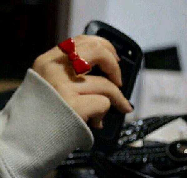 الاهتمام هو عباره عن شخص                   يريدك ان تدوم معه ...♡ يا الله لا تحرم قلبي من الي خاطري فيه ...♡