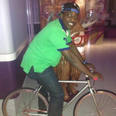 SupaPac's profile picture. Instagram: @SimonsezSTFU........TV Aficionado Car Enthusiast