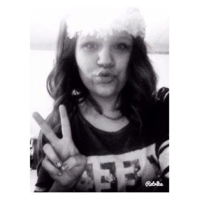 Im Skylar and im 13. My fav band is R5. They followed me on 3/8/14. #R5familyky