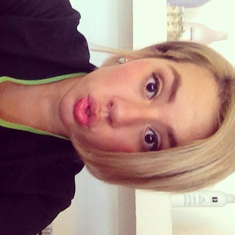 I can`t help falling in love with you