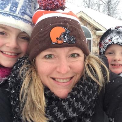 Wife, Mom of amazing kids, Teacher, Proud Ohio State alum, Die-hard Buckeyes fan, Music lover