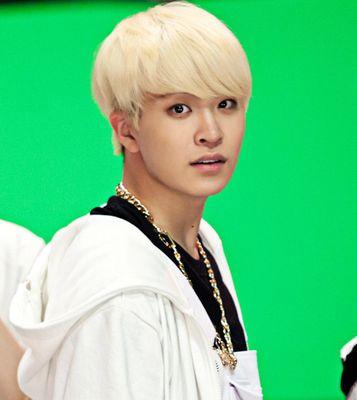 ชเวยองแจคนหล่อ~ || follow me ^0^ ♡♡
