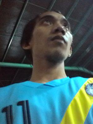 azim_muhaini's profile picture. mulai dari diri sendiri