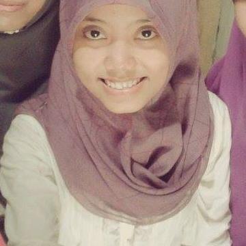 Ketika seseorang meremehkanmu hari ini, buktikan dia salah dan buat dirinya mengagumimu suatu saat nanti