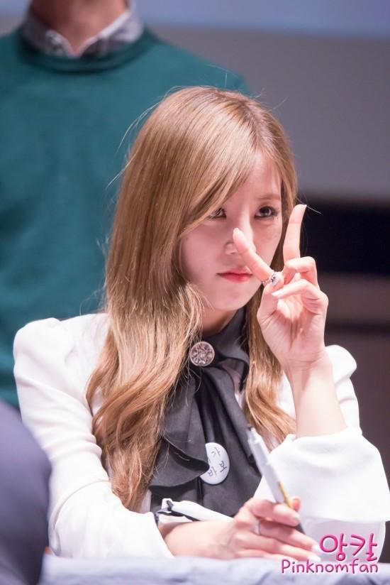 [봇] 에이핑크's fairy leader [ABsurd;APINKEUSQ;CUBEfams] the real one @apinkpcr [Less OOC}