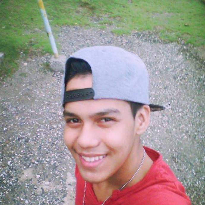 AshGenard's profile picture. 