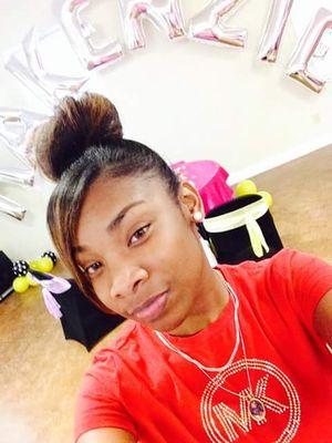 cool  girl... boss  bitch... river  side.... follow  me follow  back