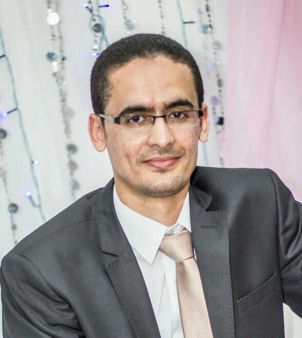 والسماعة والبالطو والكتاب والقلم!