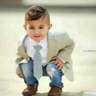 ماخطر في بالي ڜِـِْـيّ غير ذكرى ليت ماضيها يعود . ..E