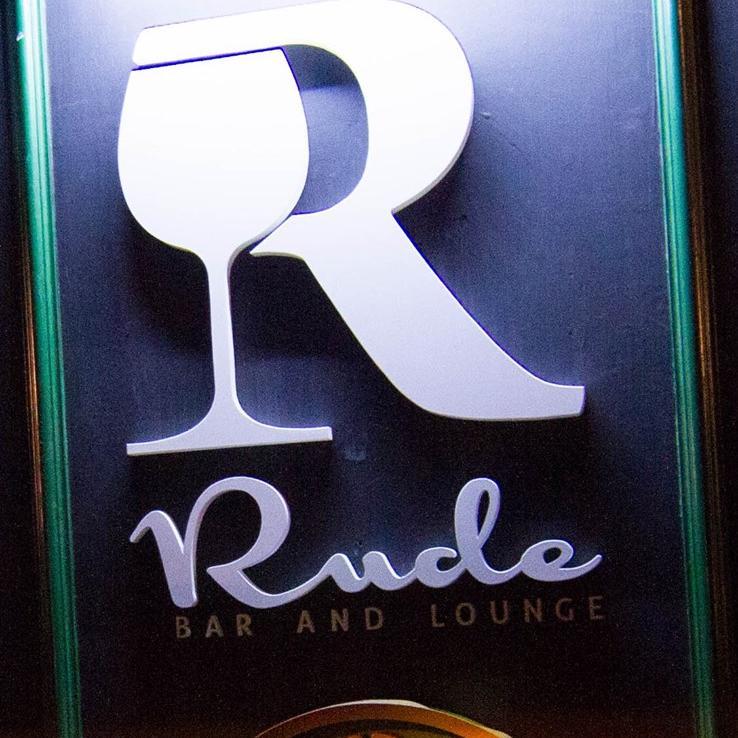 Your local pub in Central Hong Kong!
79 Wyndham Street,
Upper Basement (doors on Pottinger Street)
