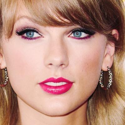 Hi i'am turkish swiftie and #turkishswiftiesneed1989worldtour