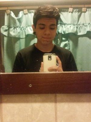 aaronavila7's profile picture. 