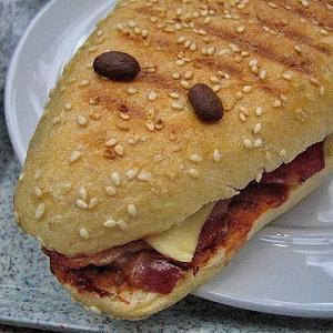 Iam a talking sandwich, I like playing sports, walks on the beach, films, dinning out(No Sandwich SHOPS)