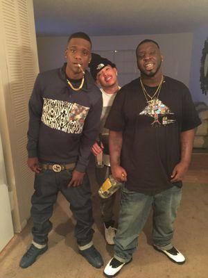 niggas swear they hustlin but they runin out of money