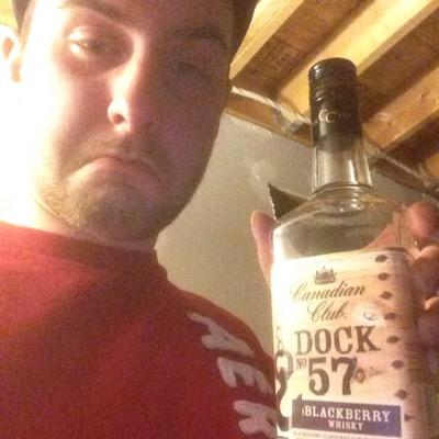 omiucke55's profile picture. 18 and might already be an alcholic