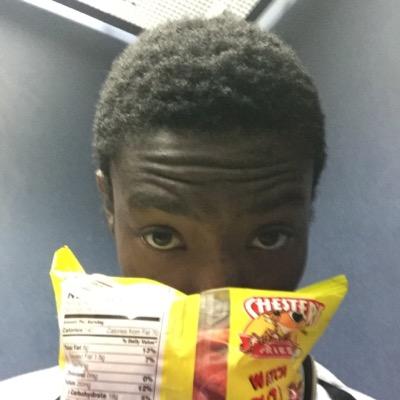 Im following EVERYBODY. Trying something new. After you follow this account go follow @vllxusy